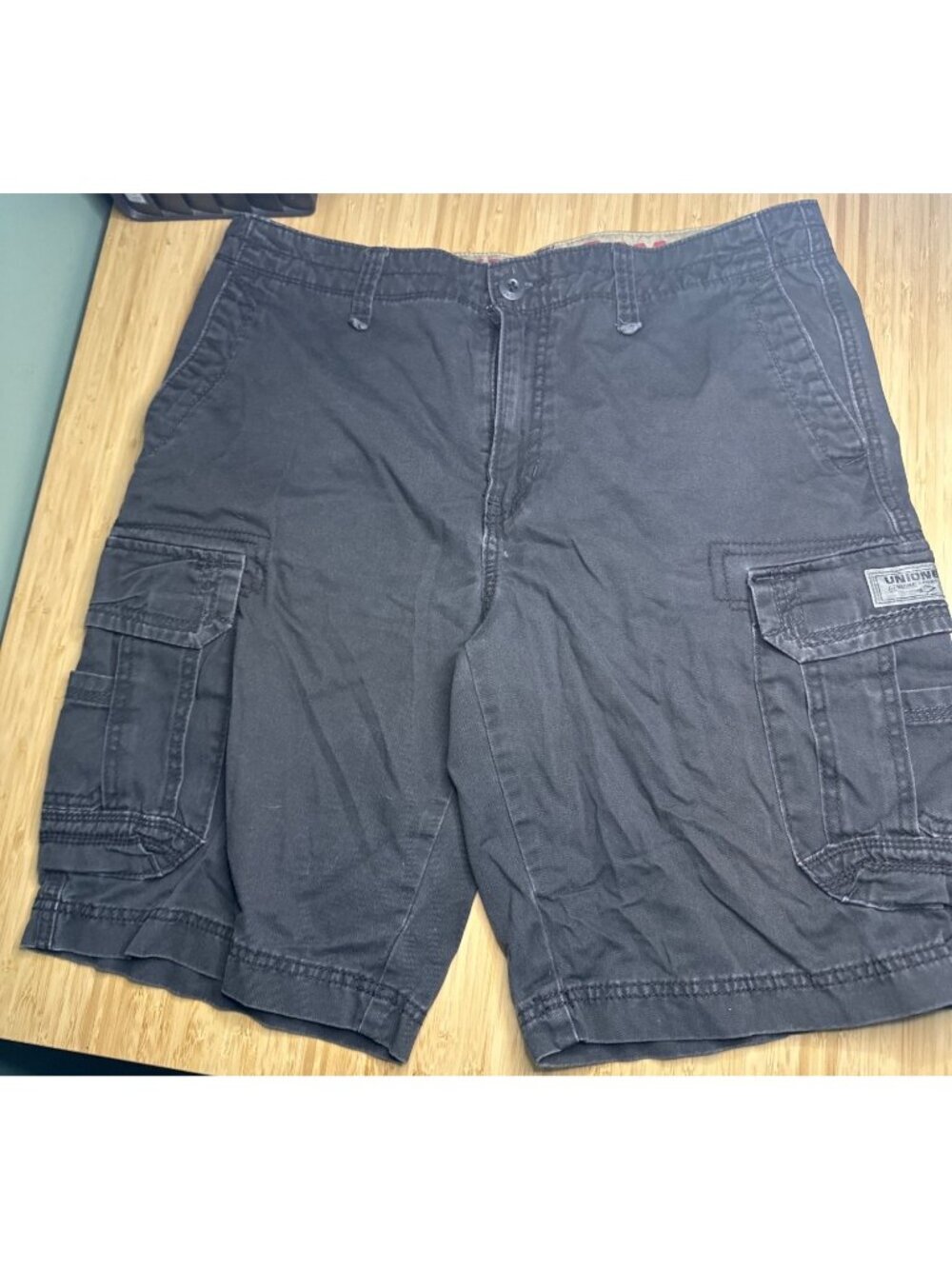 Union Bay 100% Cotton Gray Cargo Shorts Men's Size 34 Casual Utility work hiking